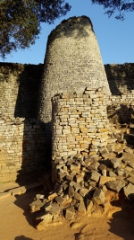 Stenstruktur i Great Zimbabwe som fanns på landets alla numera utgångna sedlar